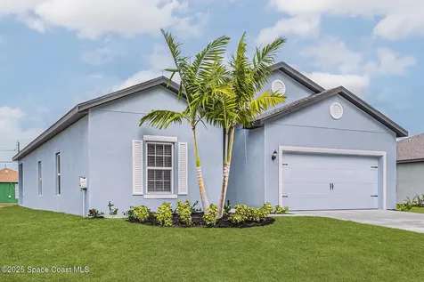 435 Olney Street SW Palm Bay FL 32908