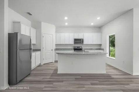435 Olney Street SW Palm Bay FL 32908