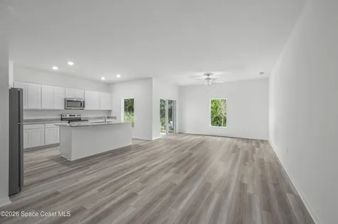 435 Olney Street SW Palm Bay FL 32908