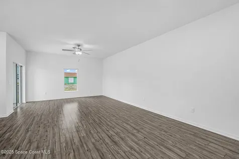 435 Olney Street SW Palm Bay FL 32908