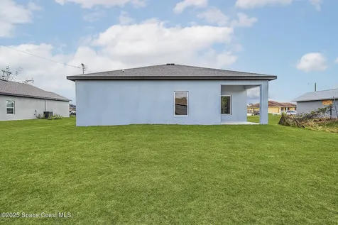 418 Haleybury Street SW Palm Bay FL 32908