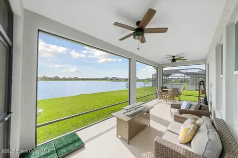 2601 Pinwherry Street NW Palm Bay FL 32907