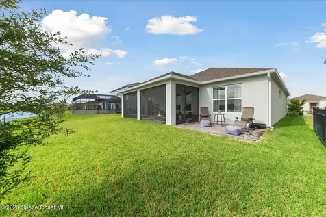 2601 Pinwherry Street NW Palm Bay FL 32907
