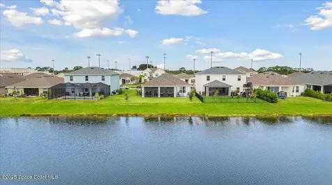 2601 Pinwherry Street NW Palm Bay FL 32907