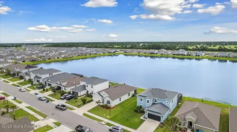 2601 Pinwherry Street NW Palm Bay FL 32907