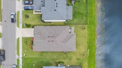 2601 Pinwherry Street NW Palm Bay FL 32907