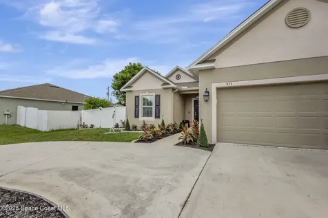 971 SW Jasper Avenue Port St. Lucie FL 34953