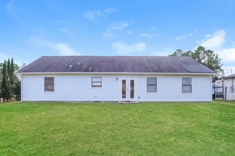 1067 Pappas Road SE Palm Bay FL 32909
