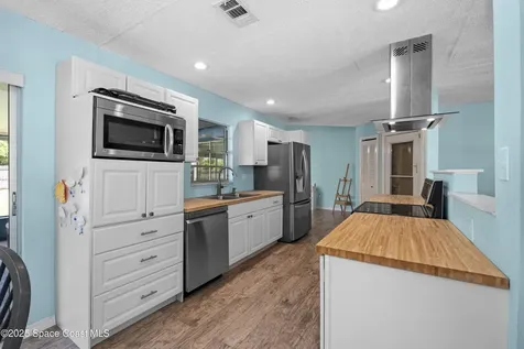 1429 Heartwellville Street NW Palm Bay FL 32907