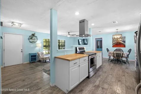 1429 Heartwellville Street NW Palm Bay FL 32907
