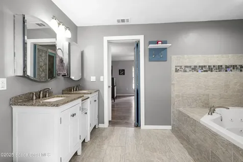 1429 Heartwellville Street NW Palm Bay FL 32907