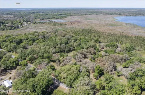 1758 Cr 308 Crescent City FL 32112