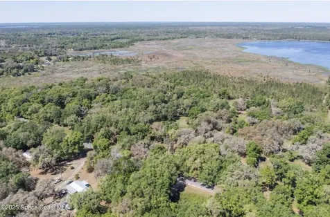 1758 Cr 308 Crescent City FL 32112