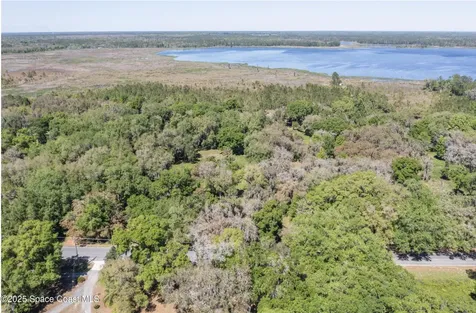 1758 Cr 308 Crescent City FL 32112