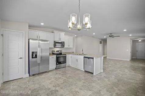 1117 Canfield Circle SE Palm Bay FL 32909