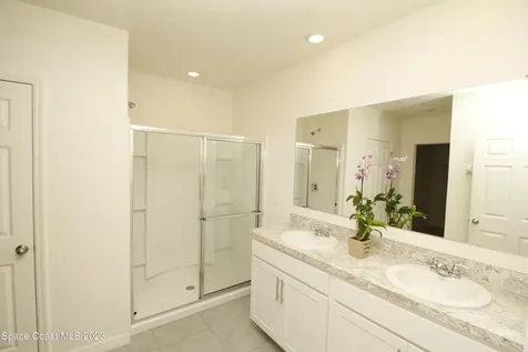 2164 Farmhouse Road SE Palm Bay FL 32909