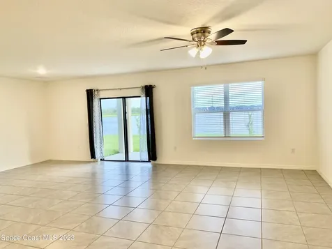 2164 Farmhouse Road SE Palm Bay FL 32909
