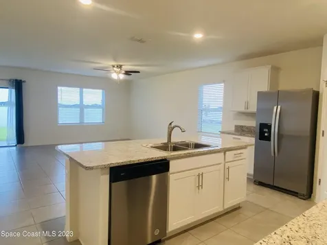 2164 Farmhouse Road SE Palm Bay FL 32909