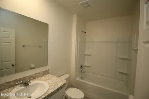 2164 Farmhouse Road SE Palm Bay FL 32909