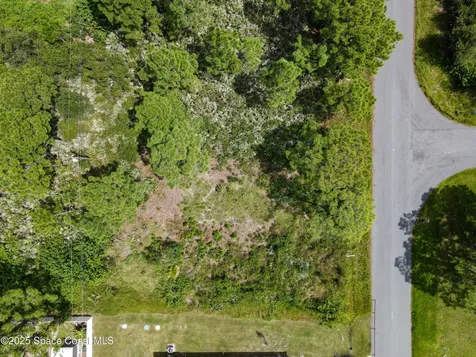 1151 Condor Street SE Palm Bay FL 32909