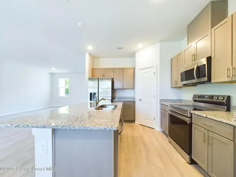692 Mistletoe Street SW Palm Bay FL 32908