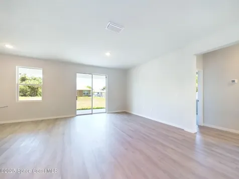 692 Mistletoe Street SW Palm Bay FL 32908