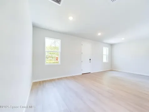 692 Mistletoe Street SW Palm Bay FL 32908