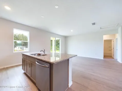 846 Banyan Street SW Palm Bay FL 32908