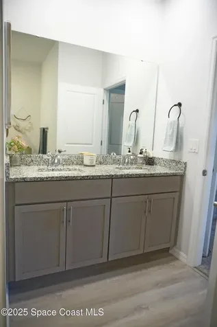 1909 Thomasville Avenue SE Palm Bay FL 32909