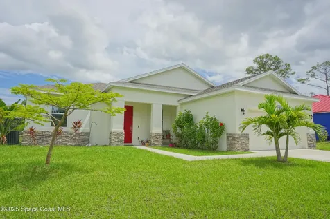 1909 Thomasville Avenue SE Palm Bay FL 32909