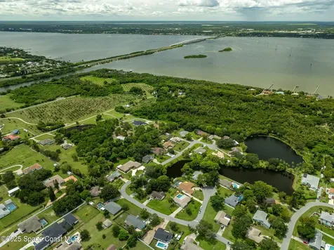 345 Lake Point Place Merritt Island FL 32953