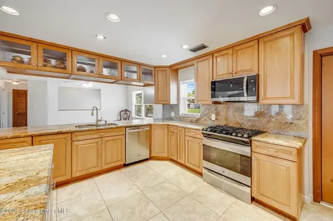 345 Lake Point Place Merritt Island FL 32953