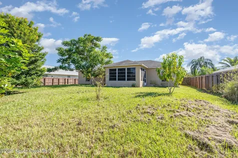 1425 Silva Street SE Palm Bay FL 32909