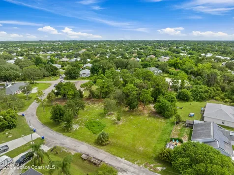 11126 Mulberry Street Sebastian FL 32958