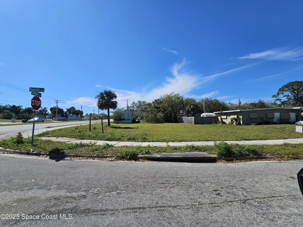 4620 Rosehill Avenue Titusville FL 32780