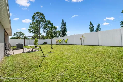 375 Breakaway Trail Titusville FL 32780