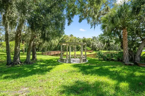 375 Breakaway Trail Titusville FL 32780