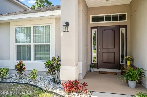375 Breakaway Trail Titusville FL 32780