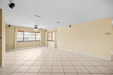 900 Waikiki Drive Merritt Island FL 32953