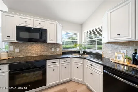 1070 Dolores Road NE Palm Bay FL 32907
