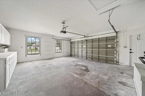 1070 Dolores Road NE Palm Bay FL 32907