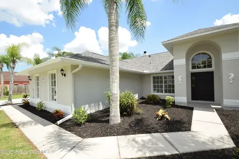 1070 Dolores Road NE Palm Bay FL 32907
