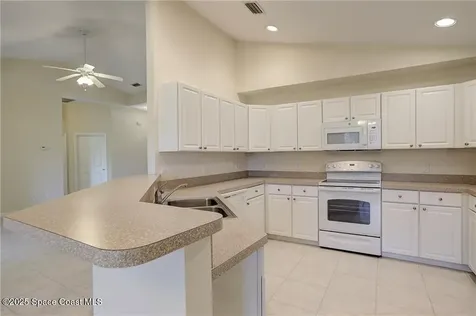 8626 102nd Court Vero Beach FL 32967