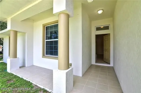 8626 102nd Court Vero Beach FL 32967