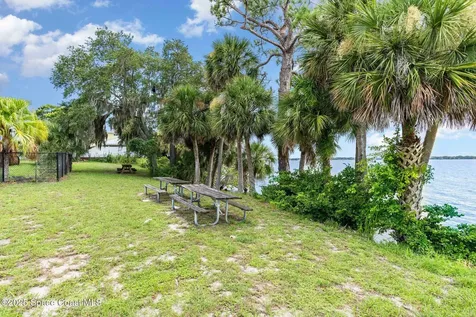 2210 Heron Drive Merritt Island FL 32952