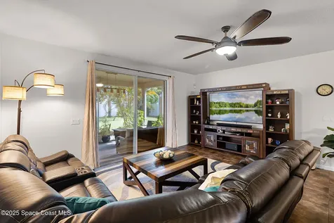 359 Brescia Street NE Palm Bay FL 32907