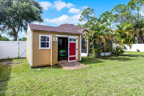 359 Brescia Street NE Palm Bay FL 32907