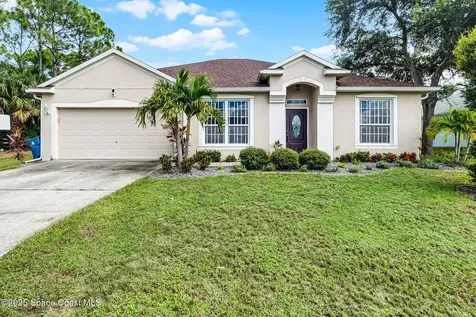 359 Brescia Street NE Palm Bay FL 32907