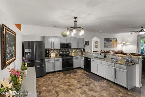 359 Brescia Street NE Palm Bay FL 32907