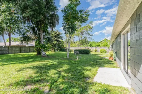 686 Brisbane Street NE Palm Bay FL 32907